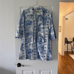 Tuckernuck White Shirt with Blue Tropical Sketch Print
